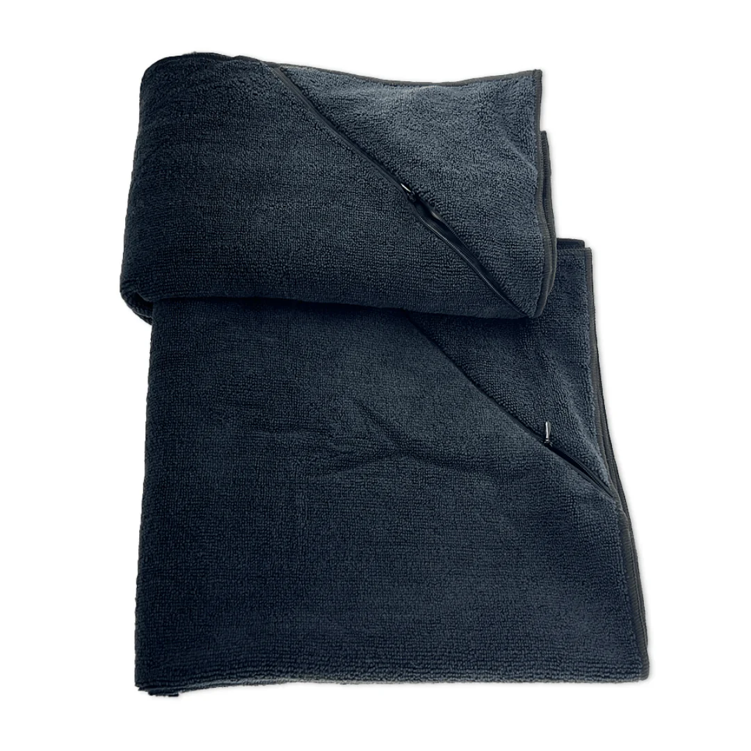 Gym Towel with Zip Pocket - Image 4